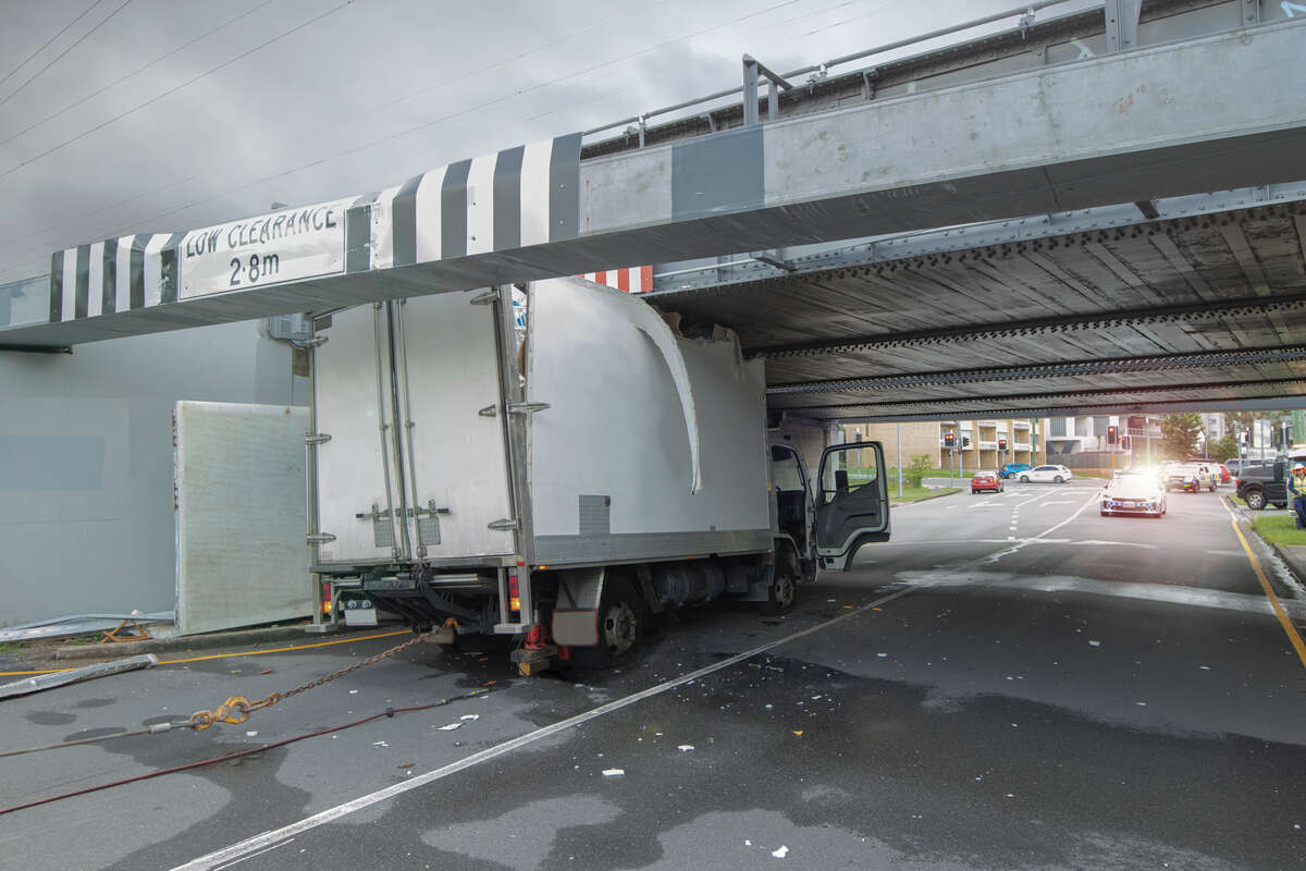 https://www.queenslandrail.com.au/PublishingImages/HomePage/Bridge%20strike%20campaign%20tile.jpg